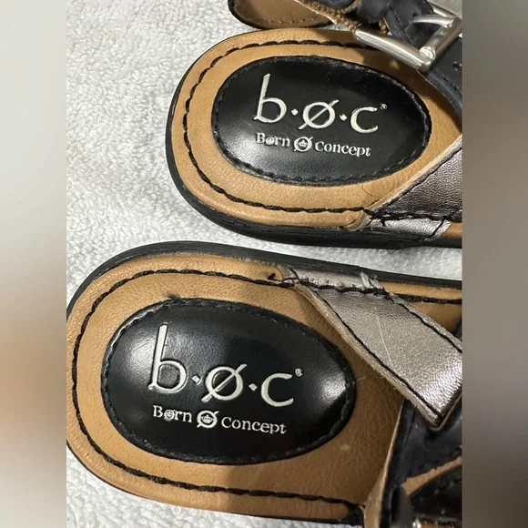 Women’s size 6 Born black leather sandals, excellent condition! - Picture 2 of 7